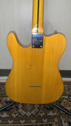 Электрогитара Fender. 900 byn