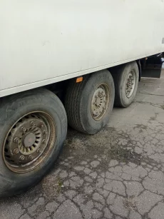 Полуприцеп-рефрижератор автомобильный «KOGEL» SV24