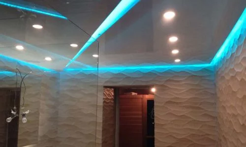 Красота, стиль и безопасность натяжных потолков