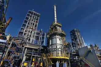 На заводе «Нафтан» произошел пожар. Что известно на данный момент?