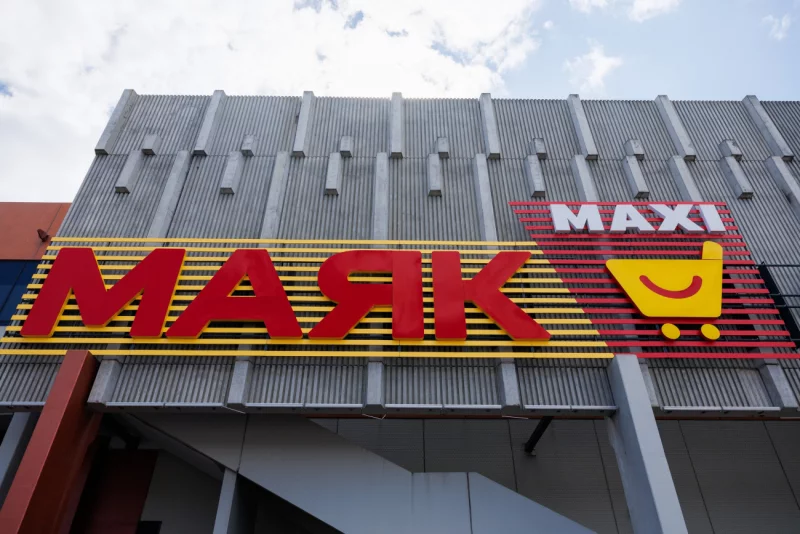 В Бобруйске упали цены на продукты. В «Маяке» устроили большую распродажу