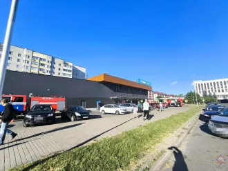 Спасатели ликвидировали пожар в магазине в Бобруйске