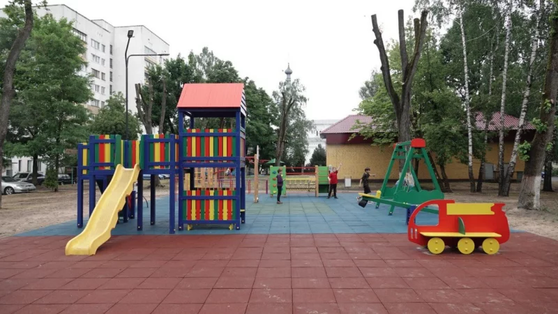 Быстрее, выше… веселее! Детвора Бобруйска получила подарок