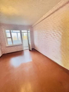 3-комнатная квартира в центре на 2 этаже