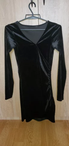 4 платья рост 128-146 по 10р