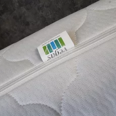 Кровать с матрасом