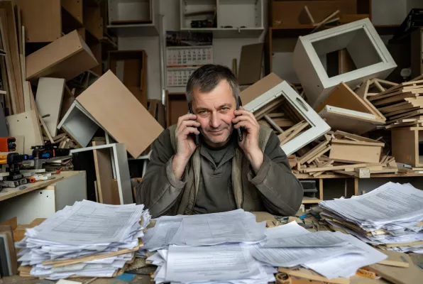 53-летний бобруйчанин взял предоплату за мебель у 20 клиентов, но не выполнил заказы: возбуждено уголовное дело