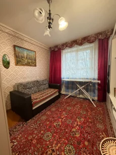 Трехкомнатная квартира на ул. Урицкого, д. 137