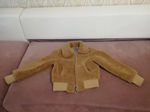 Куртка на девочку