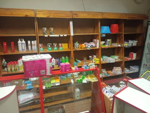 Горки торговые (сосна медовая), полки, тумбы