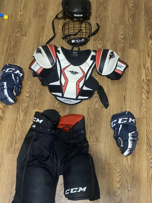 Хоккейная форма