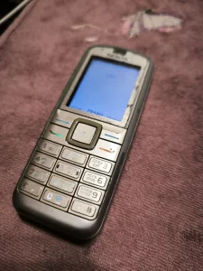 Кнопочники! Nokia 6070 и Nokia 1280