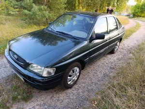 Форд-эскорт 1994г.в. 2500 б.руб-продам