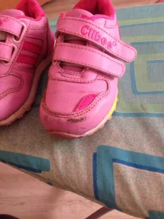 Кроссовочки для девочки - 23 р-р