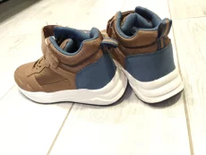 Новые кроссовки