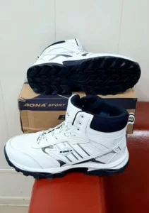 Новый зимние кроссовки