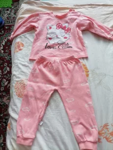 Костюмы для девочек рост 80, ботинки весна