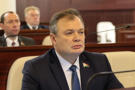 Владимир Гацко: Новые больницы, МРТ и мобильные комплексы. Как меняется здравоохранение Могилевской области