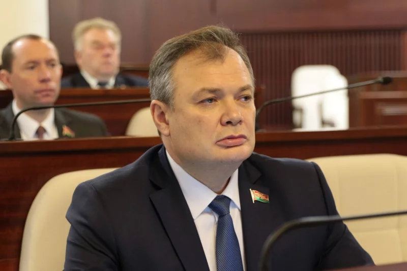 Владимир Гацко: Новые больницы, МРТ и мобильные комплексы. Как меняется здравоохранение Могилевской области