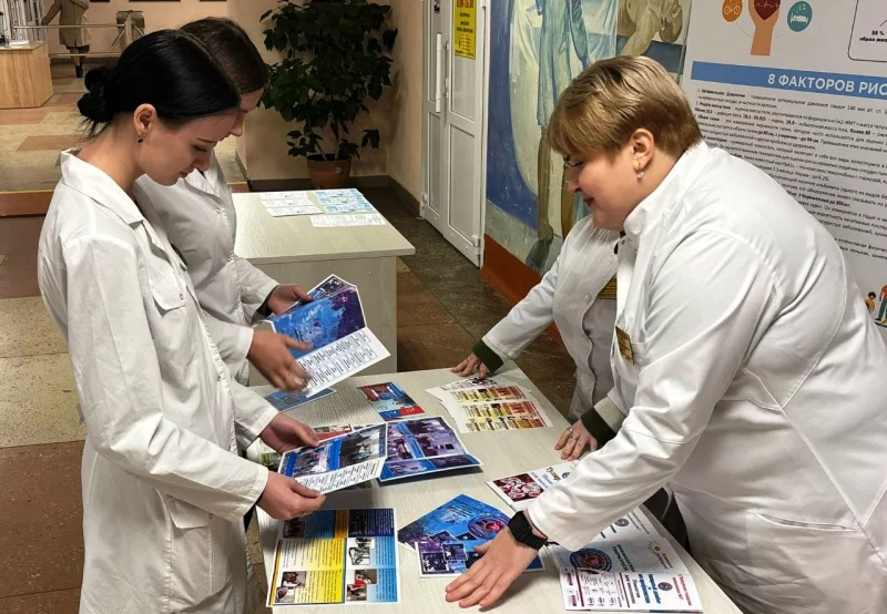 Будущие медики примеряют профессию. В Бобруйске прошла встреча «Навстречу будущему»