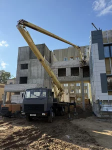 Аренда автовышки16м, 22м, 28м. Поворотные люльки. Вездеходы.