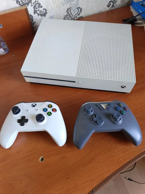 Консоль XBOX ONE S