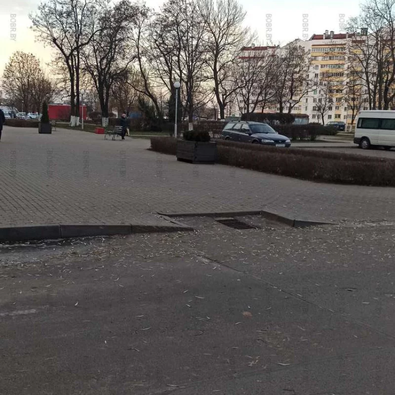 Удобство и безопасность - слив прямо по центру перехода
