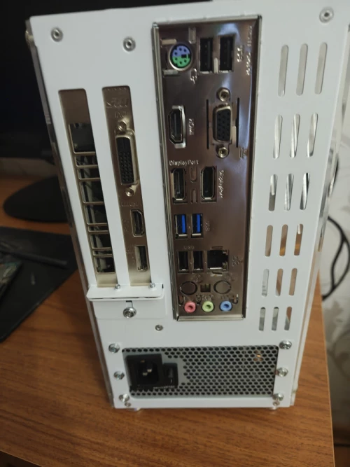 Игровой компьютер ITX полностью комплект