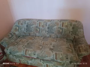Диван