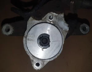 Суппорт Passat B6