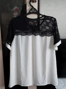 Блузка с гипюром.