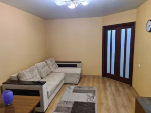 Двухкомнатную квартиру