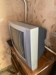 Телевизор "Витязь" с приставкой и антеной. 100 рублей