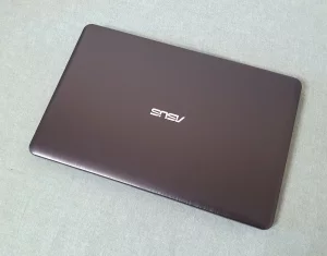 Ноутбук ASUS 2019год