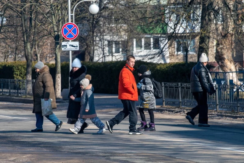 Стала известна средняя зарплата в январе в долларовом эквиваленте. Сколько в Бобруйске?
