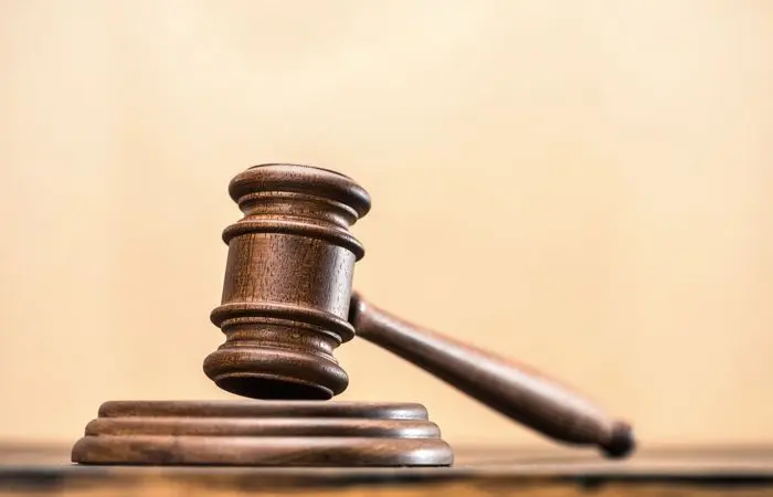 Прокуратура Бобруйского района выступила в защиту пострадавшей от семейного насилия