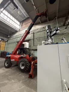 Погрузчик телескопический Manitou