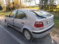 Рено меган 2001г. 1.6 бензин 2000 бел.руб