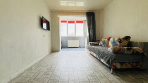 Двухкомнатная квартира по ул. Семёнова, д. 30