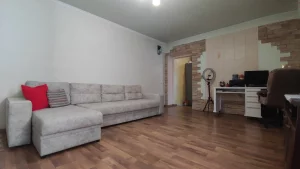 Трехкомнатная квартира в блокированном жилом доме