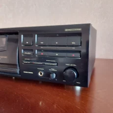 Кассетная дека Pioneer CT-S330