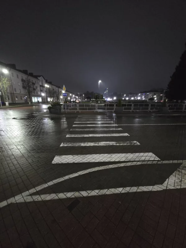 Пешеходный переход в никуда