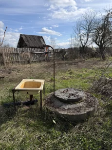 Дом в деревне Красновка