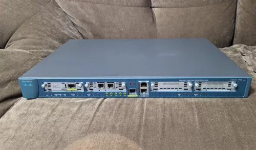 Маршрутизатор Cisco 1760
