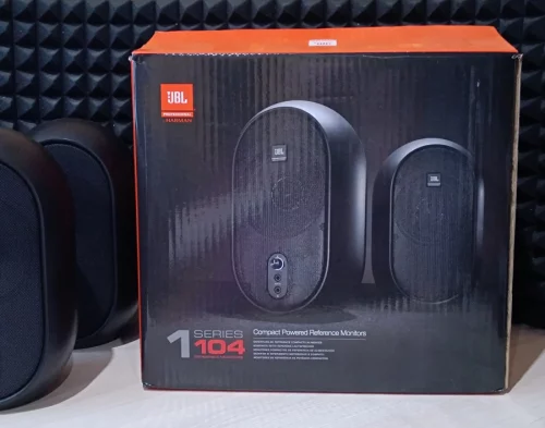 JBL one 104 Активные студийные мониторы/пара/