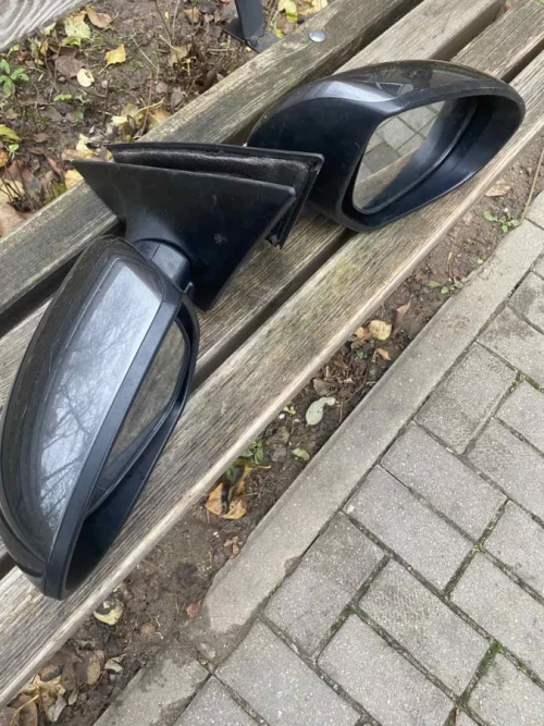 Два зеркала Мазда 6GH 2010гв хорошем состоянии 150р