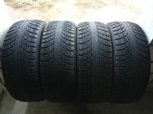 Покрышки зимние легковые 205/60/16 Gislaved