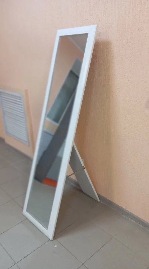 Зеркало напольное