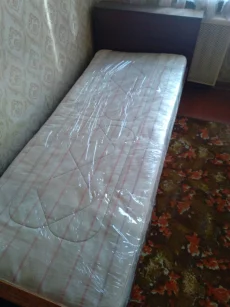 Кровать