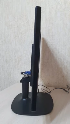 Монитор LG 22" Full HD